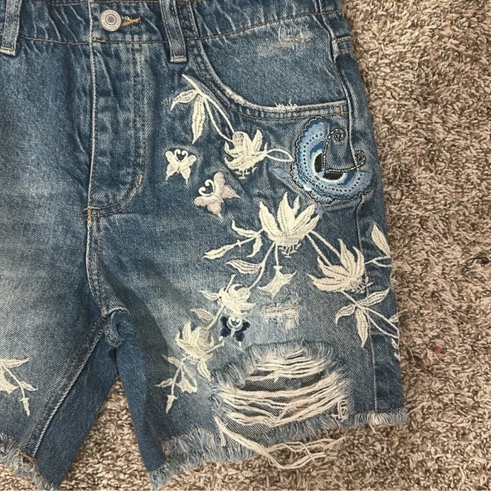 Free People You're My Butterfly Embroidered  Floral Cutoff Denim Shorts